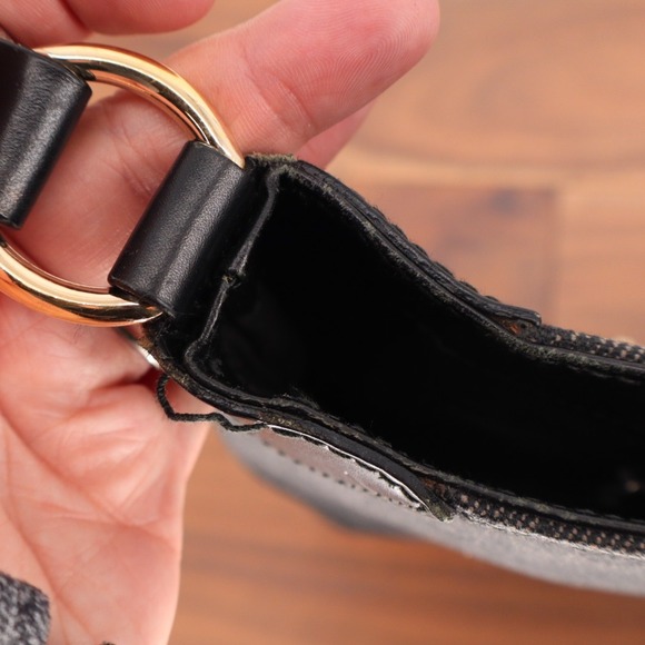 Gucci Black Original GG Canvas Shoulder Bag Vintage Black Leather Trim - Picture 7 of 14